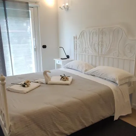 Alessandra Supervacanza House - *